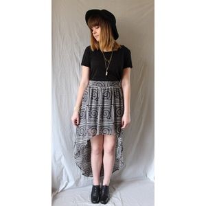 Patterned High Low Skirt